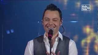 TIZIANO FERRO  XVERSO versione swing [upl. by Kcirddahc]