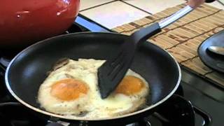 How toMake a Killer Fried Egg Sandwich [upl. by Eilitan]