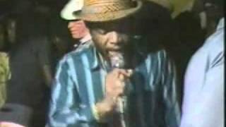 Volcano HiPower Sound System Live amp Direct In Skateland Jamaica 1984 part 1 [upl. by Chandra]