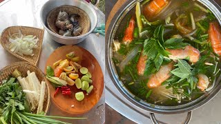 Lobster Tom Yam shop with mushroom tomato and vegetables [upl. by Antonin]