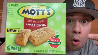 MOTT’S® APPLE STREUSEL SOFT BAKED BARS REVIEW HIT OR MISS YOU ALREADY KNOW [upl. by Rosalyn]