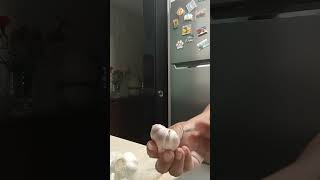 magbalat nggarlic technique peeling garlic magbalat [upl. by Suoivatco995]