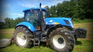 Koszenie Trawy 2013  New Holland T7060  T6050 w Akcji  HD [upl. by Zullo]