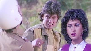 Mithun Rescues Minakshi Seshadri  Aandhi Toofan Action Scene 310 [upl. by Romito]