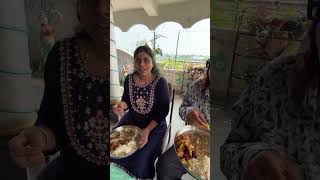 Cauliflower chicken veanna la karigipothundhi 😋 teluguvlogs [upl. by Esya]