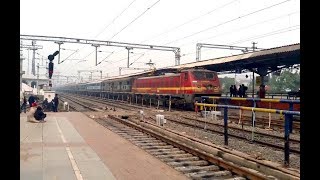 Avadh Assam Express Arriving Muzaffarpur Junction [upl. by Fellows]