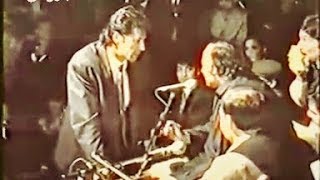 Rare Footage of Imran Khan Requesting Ustaad Nusrat Fateh Ali Khan for quotAli Da Malangquot [upl. by Adnawuj]