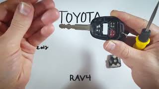 Reemplazo de la batería del control remoto de Toyota RAV4 2013  2018 [upl. by Anneyehc944]