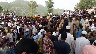 Martyr Aurangzeb laid to rest with full military honours [upl. by Ynnej]