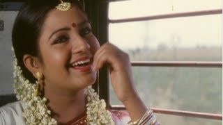 Kondaveeti Raja Movie Songs  Manchamesi Duppatesi  Chiranjeevi Radha VijayaShanthi [upl. by Anoyk]