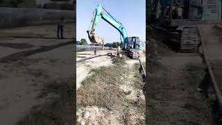 Kobelco 220 Excavator The Ultimate Digging Machine [upl. by Sunny536]