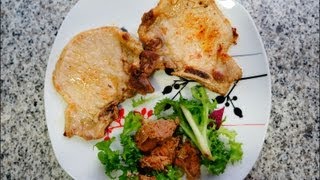 Chuletas de cerdo con mantequilla y salvia  Receta fácil y deliciosa [upl. by Acenes994]