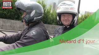 Mairie de Paris  un élu ose la moto avec les motards en colère [upl. by Vallo]