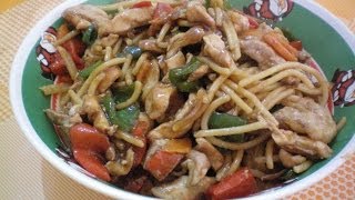 Receita de Yakisoba  Muito Fácil [upl. by Alcott]