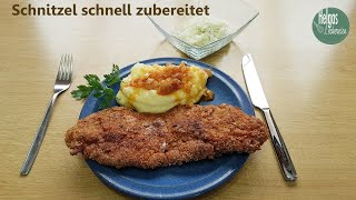 Schnitzel  selber paniert schmeckts am besten [upl. by Arhas]