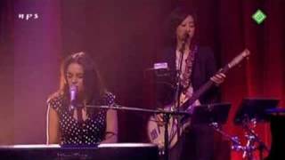 09 Norah Jones  Rosies lullaby live in Amsterdam [upl. by Auqenes]