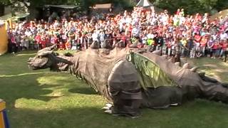 Der Drache Fangdorn auf Burg Hanstein August 2012 [upl. by Jsandye157]