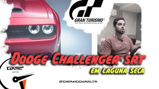 Acelerando Dodge Challenger SRTQuase rodei [upl. by Einnoc]