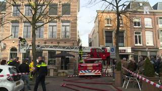 Brandweermannen gewond bij brand in Gorinchem [upl. by Valentia]