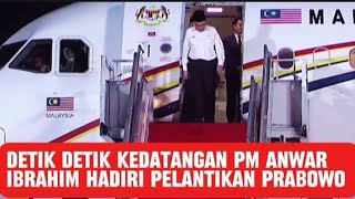 detik  Detik Perdana Menteri Malaysia Anwar Ibrahim tiba di Indonesia pada Sabtu 1910 [upl. by Airednaxela]