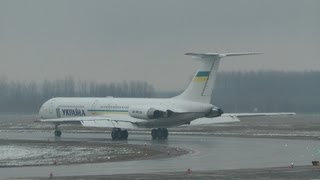 Ukraine Government Ilyushin Il62 rainy takeoff from Budapest [upl. by Yttocs]