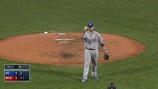 Hosmer deflects popup into Moustakas glove [upl. by Puna]