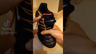 Tuto lacets Nike Tn tutorial sneakers humour [upl. by Pratte]