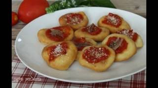 Pizzette fritte con lievito istantaneo [upl. by Ajax372]