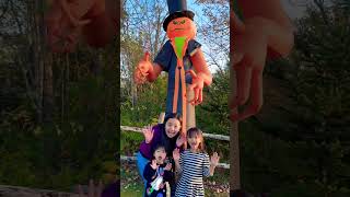 Mom and kids find scary Halloween pumpkin 🎃😱👧🏻😭🤣✅🌈❤️👶🏻 [upl. by Esyla]