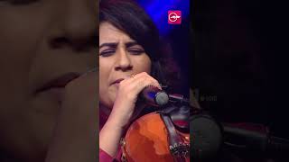 En Swaram Poovidum song  എൻ സ്വരം പൂവിടും  veda mithra  Vidhu Prathap  Symphony of Kuwait [upl. by Nauqed]