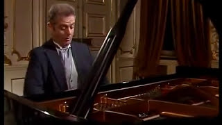 Mozart Piano Sonata no 5 in G major kv 283  Daniel Barenboim [upl. by Curt]