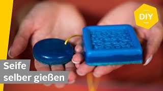 DIY Seife selber machen  Roombeez – powered by OTTO [upl. by Sueddaht799]