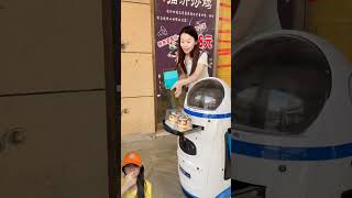 ROBOT PEMBAWA KUE ESKRIM HILANG ⁉️shorts funny comedy dubbing [upl. by Narib]