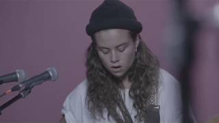 Tash Sultana Live  Brooklyn Steel NY USA Oct 2017 [upl. by Leahicm]