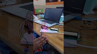 Arduino projects IR sensor arduinoprojectelectronicyoutubeshortsengineering [upl. by Cody457]