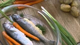 Maak zelf je eigen ovenschotel met wilde forel en groente  wild trout oven baked [upl. by Mohn]