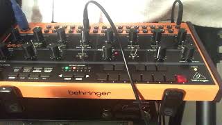 Behringer Crave Hold Function [upl. by Amisoc957]