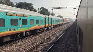 12650 Hazrat Nizamuddin Yesvantpur Karnataka Sampark Kranti Express skips Billoch Pura [upl. by Etnoval]