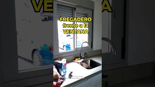 Fregadero de cocina frente a ventana [upl. by Johiah980]