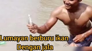 Menjala ikan tegang ada bayangan siluman [upl. by Lenzi943]