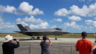 EPIC F35A Lightning II Demo  Wings Over Houston Airshow 2019 [upl. by Esaele]