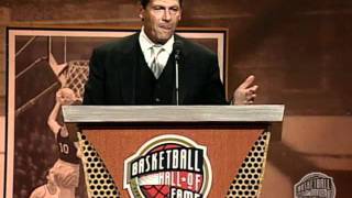 Geno Auriemmas Basketball Hall of Fame Enshrinement Speech [upl. by Foy]