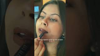 Brown lipstick 💄 lipsticeyeshadow lipistickhack yt ytshortsindia makeuptutorial makeuptutorial [upl. by Aniraz475]