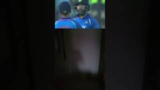 Dhoni review decision save yuvi [upl. by Susanne]