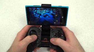 Dungeon Hunter 4 and Asphalt 7 MOGA controller Windows Phone Handson [upl. by Courtund]