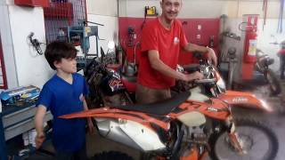 Corte de giro KTM 250exc [upl. by Glanville268]