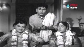 Mooga Manasulu Songs  Mudda Banthi Puvvulo  Akkineni Nageswara Rao Jamuna Savitri Ghantasala [upl. by Adnarim841]