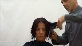 Taglio corto sfilato a forbice  short haircut [upl. by Kcired]