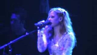 losing grip  avril lavigne live in manila [upl. by Valerian143]