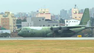 제주공항 공군 C130 amp CN 235 다목적 수송기 착륙 및 기지 복귀 [upl. by Vastha696]